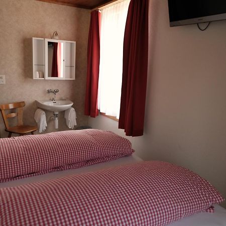 Hotel Tourist Meiringen Kültér fotó