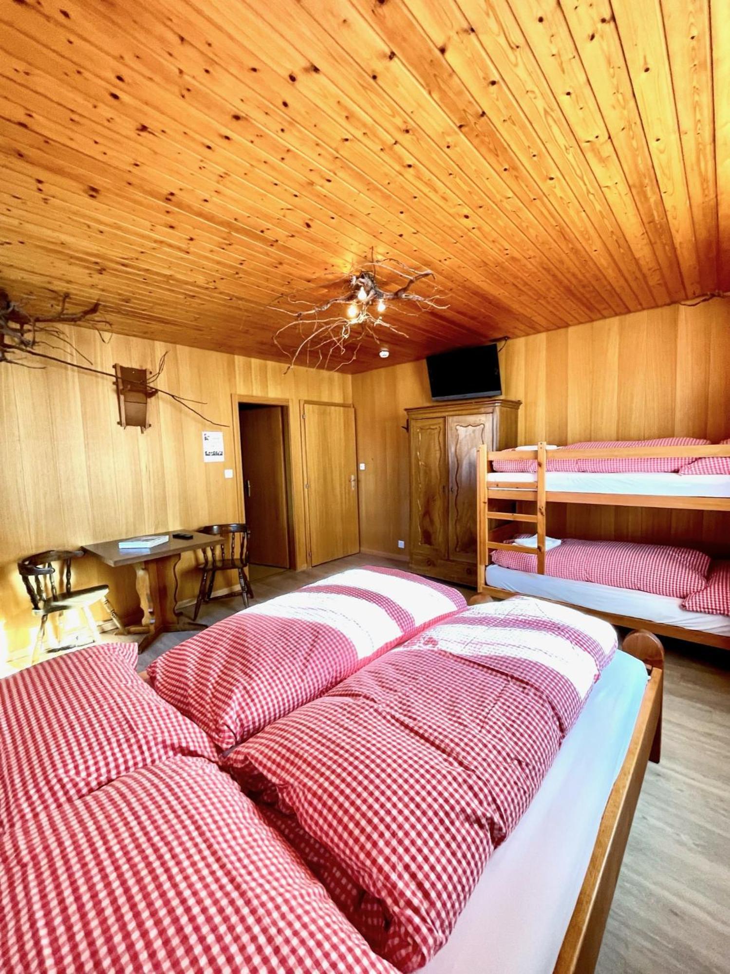 Hotel Tourist Meiringen Kültér fotó
